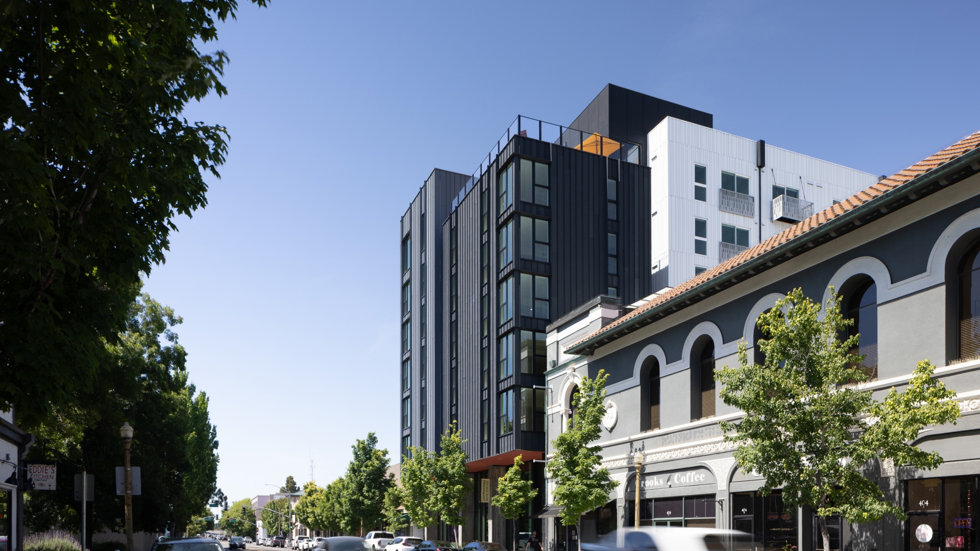 Exterior street view of Felix.