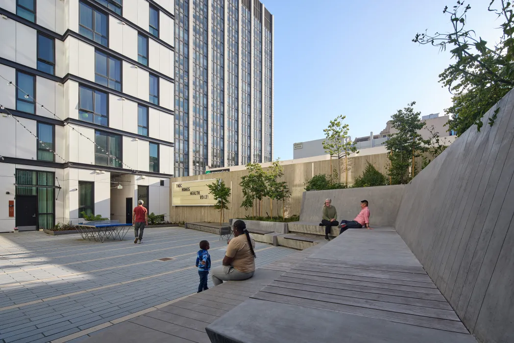 Courtyard at 555 Larkin in San Francisco.