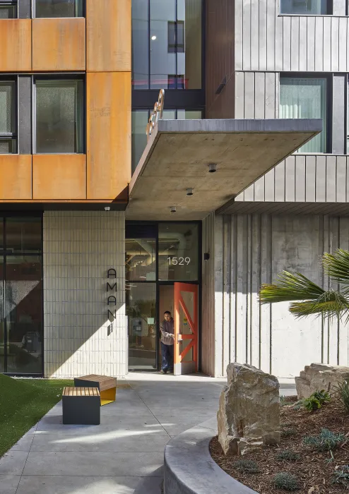 Exterior view of a the entrance to Amani and Nia at Sunnydale.